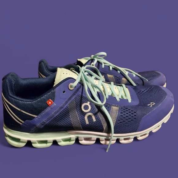 On Running Shoes - On Cloudflow Women's Trail Running Hiking Shoes Size 9½